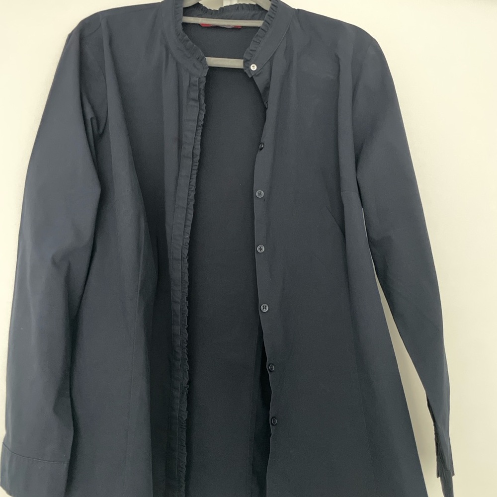 Black Casual Button Down Shirt with Textured Fabric